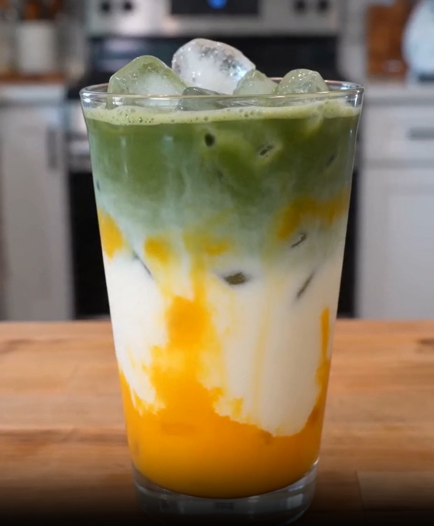 Zubereitung Davio Rio Mango Matcha Latte